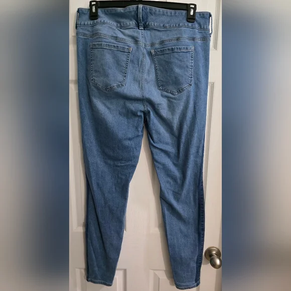 Torrid Supper Soft Jeggings Light Blue Skinny Jeans 16T - Picture 4 of 12